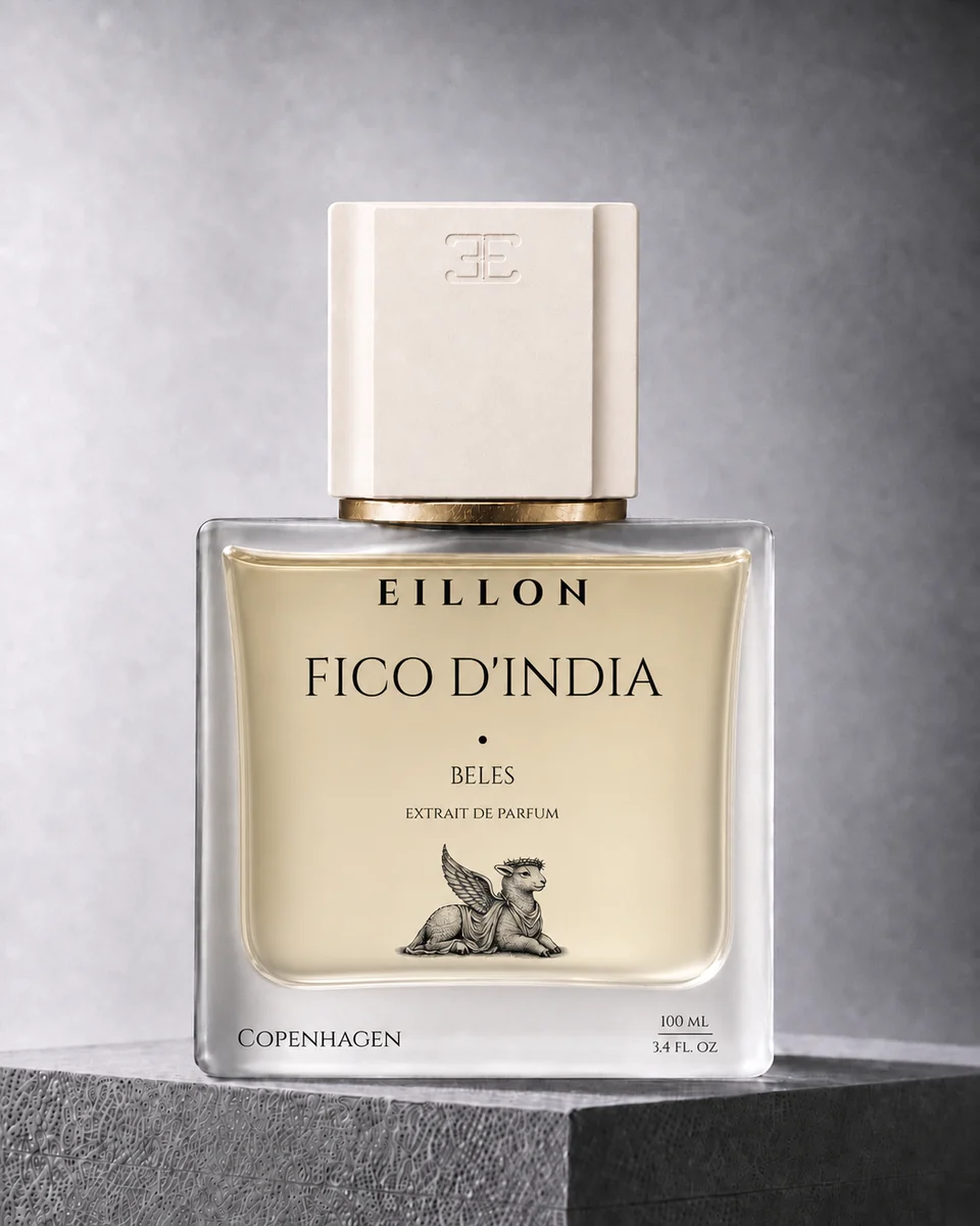 Factory-full Beles Extrait de Parfum concept in a frosted-glass cube with an ivory engraved cap, gold collar, exact black hierarchy, and the complete winged leopard emblem.